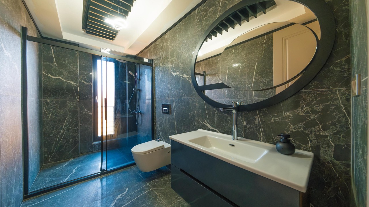 Photo of Bathroom in Yanik