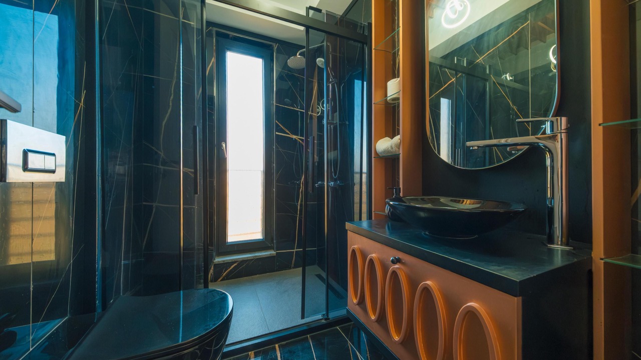 Photo of Bathroom in Yanik