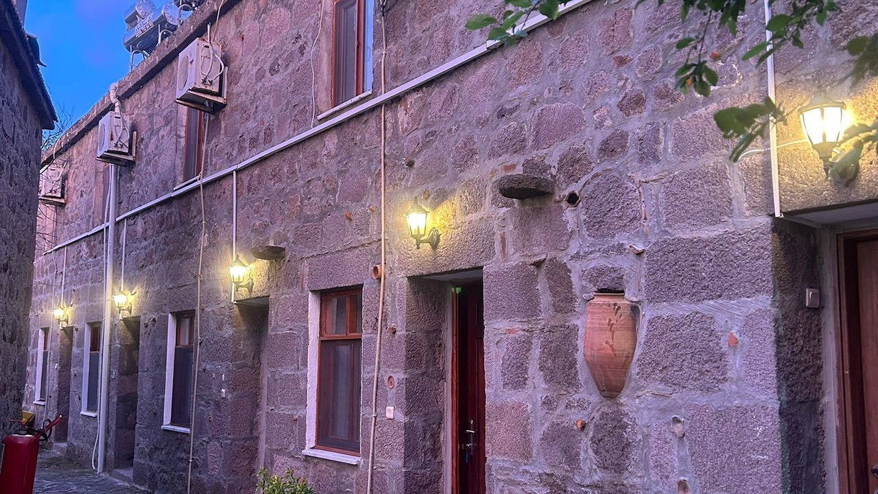 Photo of Outdoor in Behram
