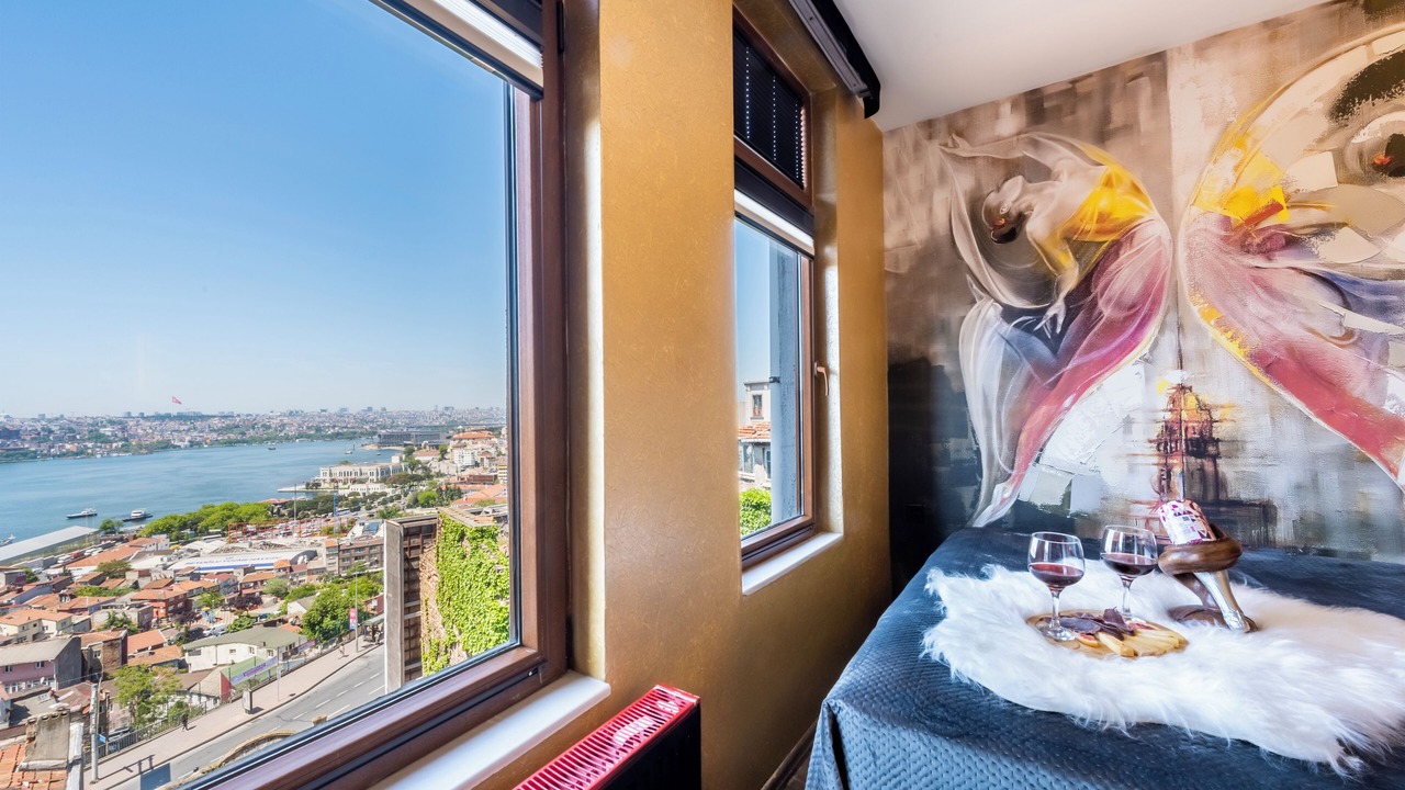 Photo of Bedroom in Pera