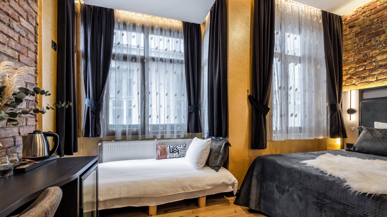 Photo of Bedroom in Pera