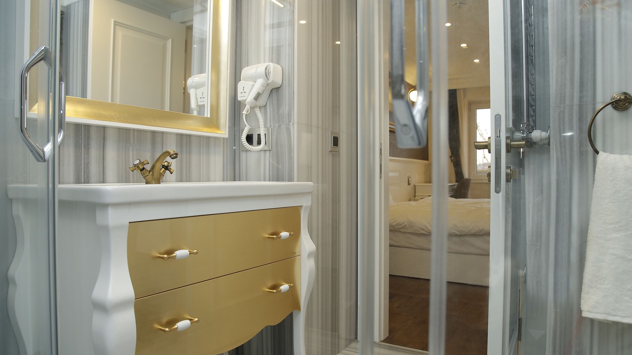 Photo of Bathroom in Galata