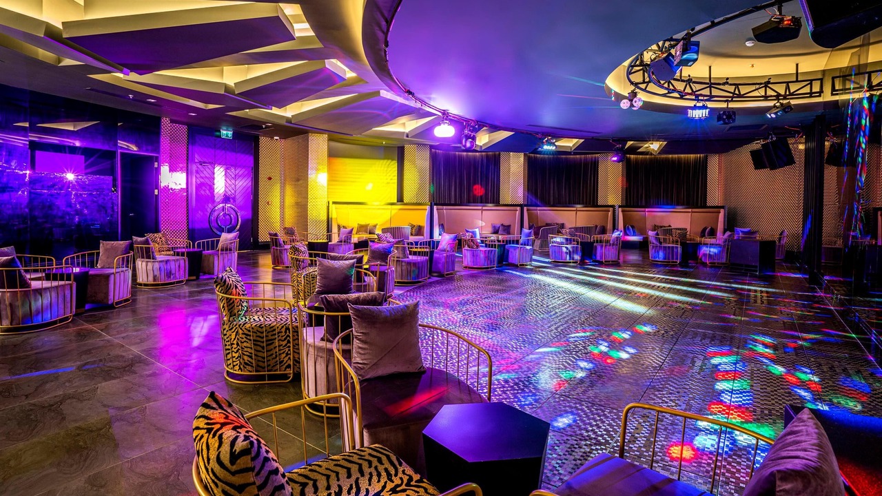 Photo of Others in Side