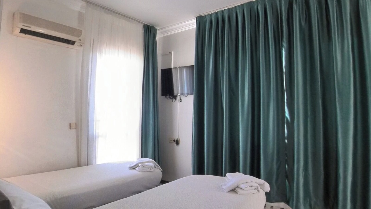 Photo of Bedroom in Kusadasi City Centre