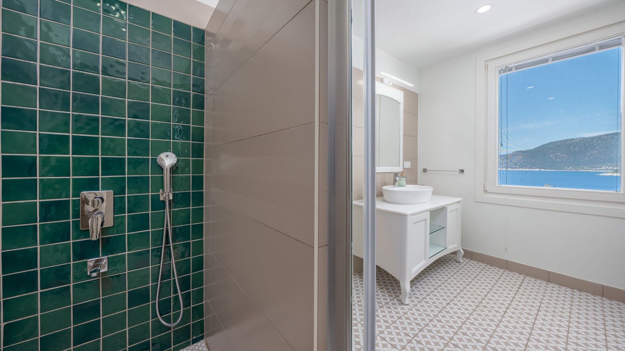 Photo of Bathroom in Guzeloba Mahallesi