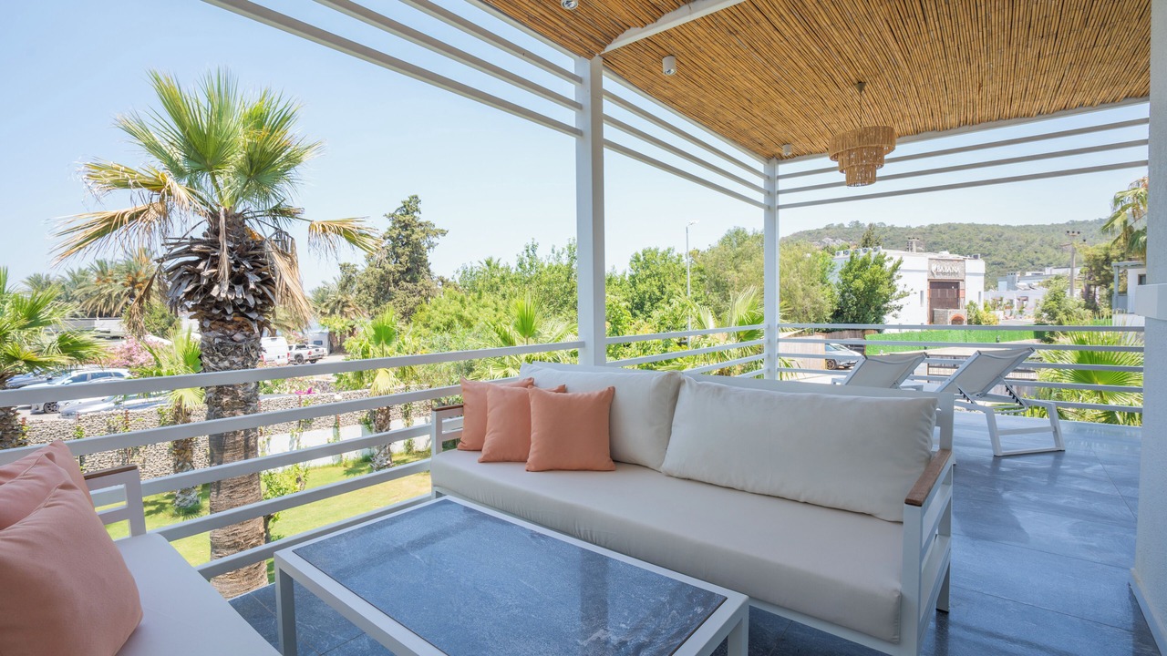 Photo of Patio Balcony in Golturkbuku
