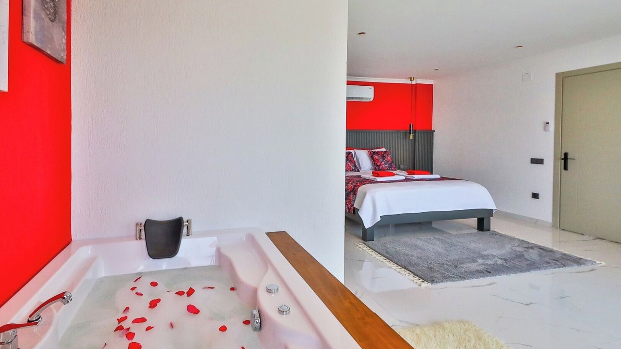 Photo of Bedroom in Uzumlu