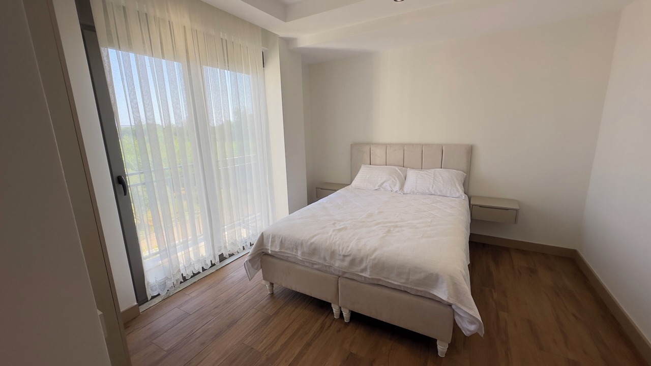 Photo of Bedroom in Side