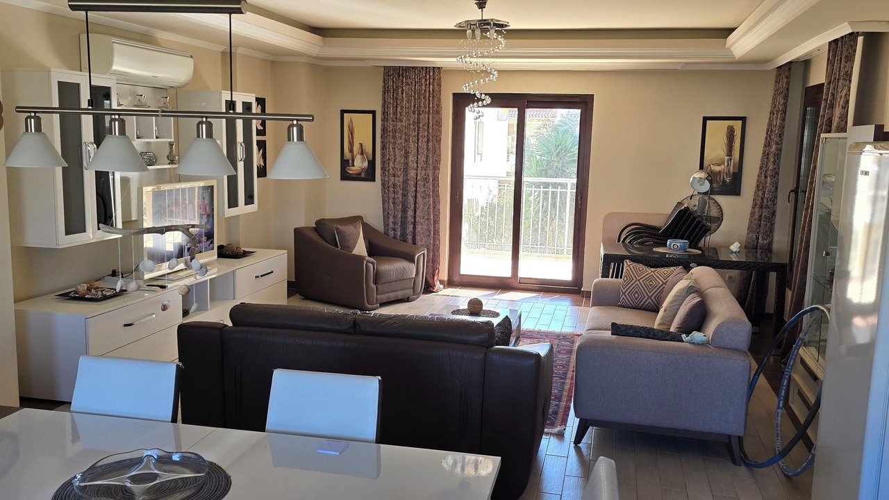 Photo of Livingroom in Side