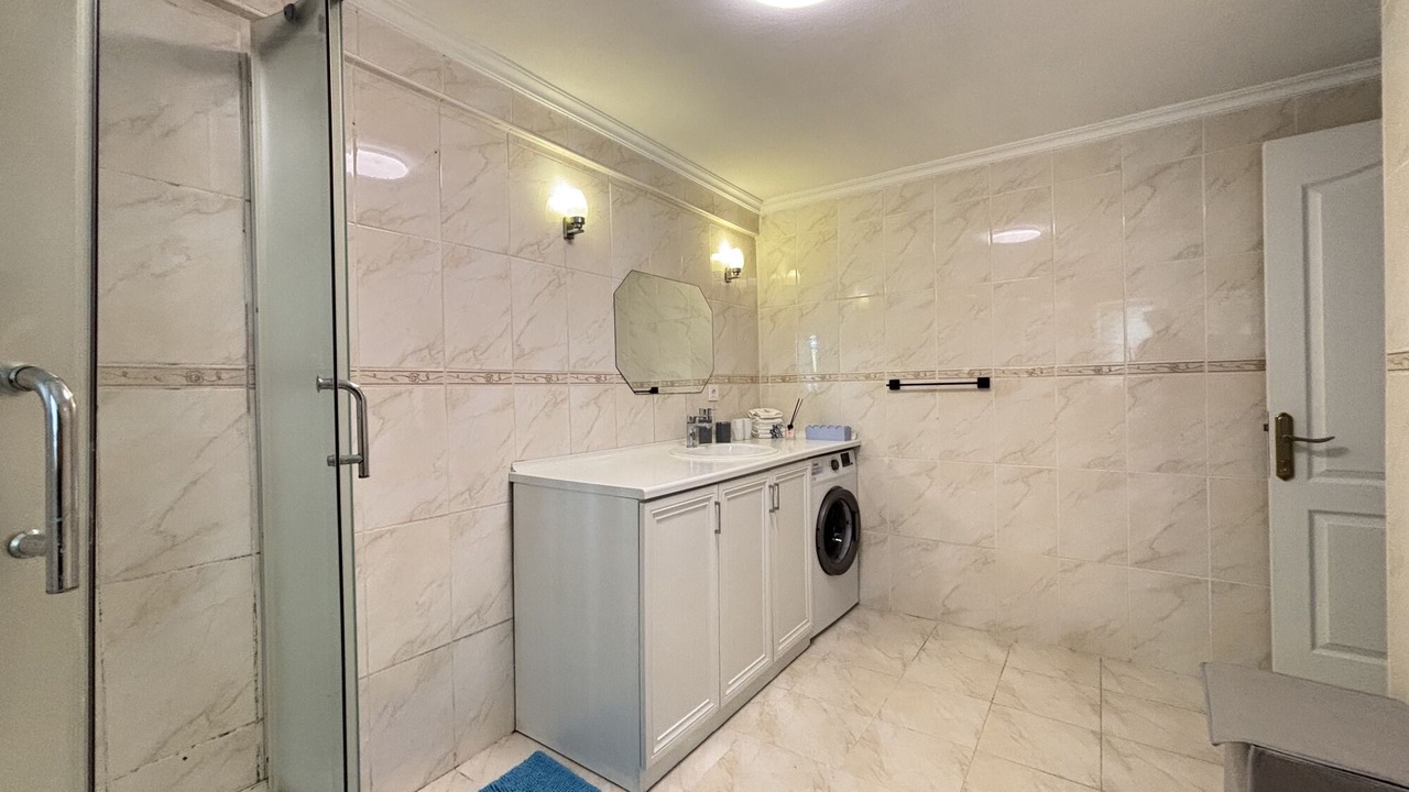 Photo of Bathroom in Osmanbey