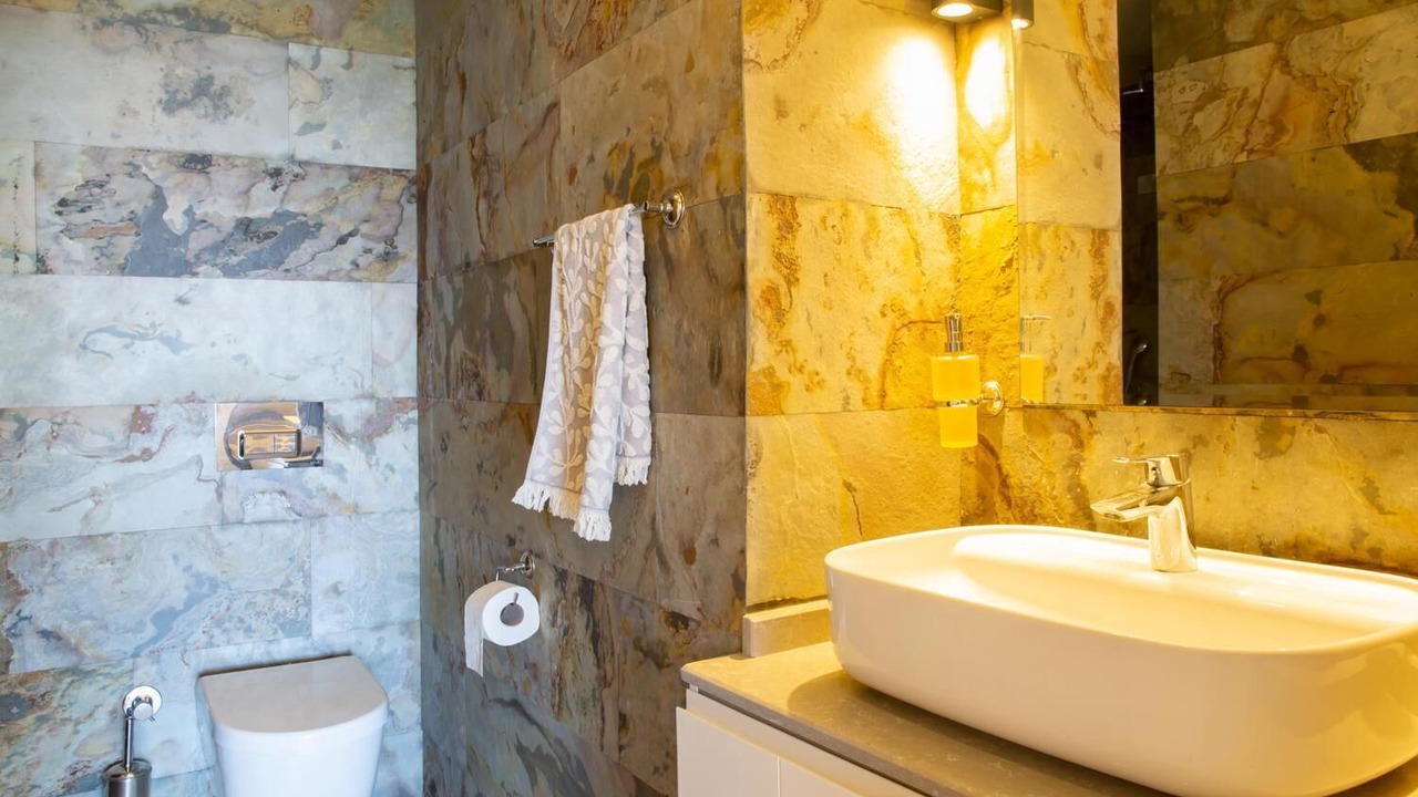 Photo of Bathroom in Geris
