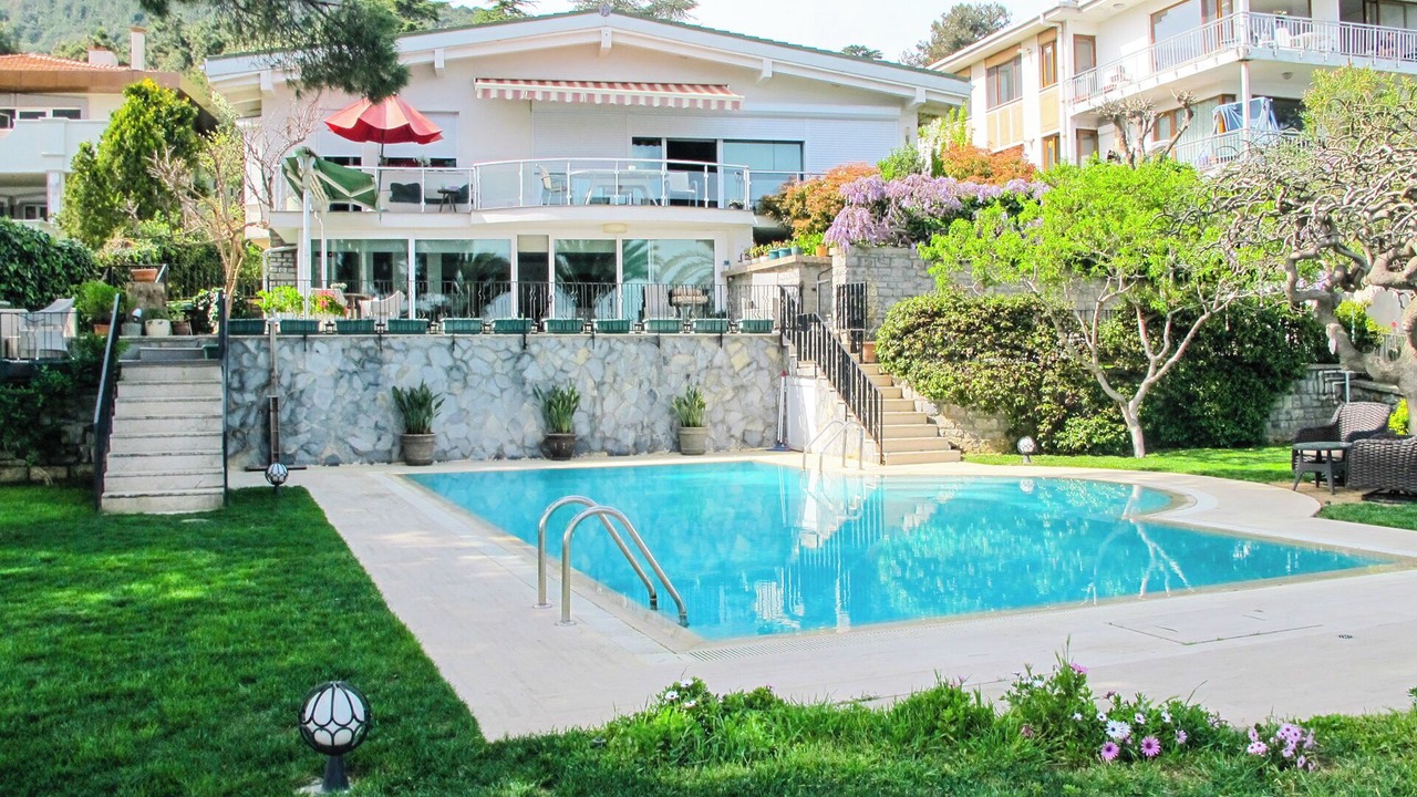 Photo of Outdoor in Adalar