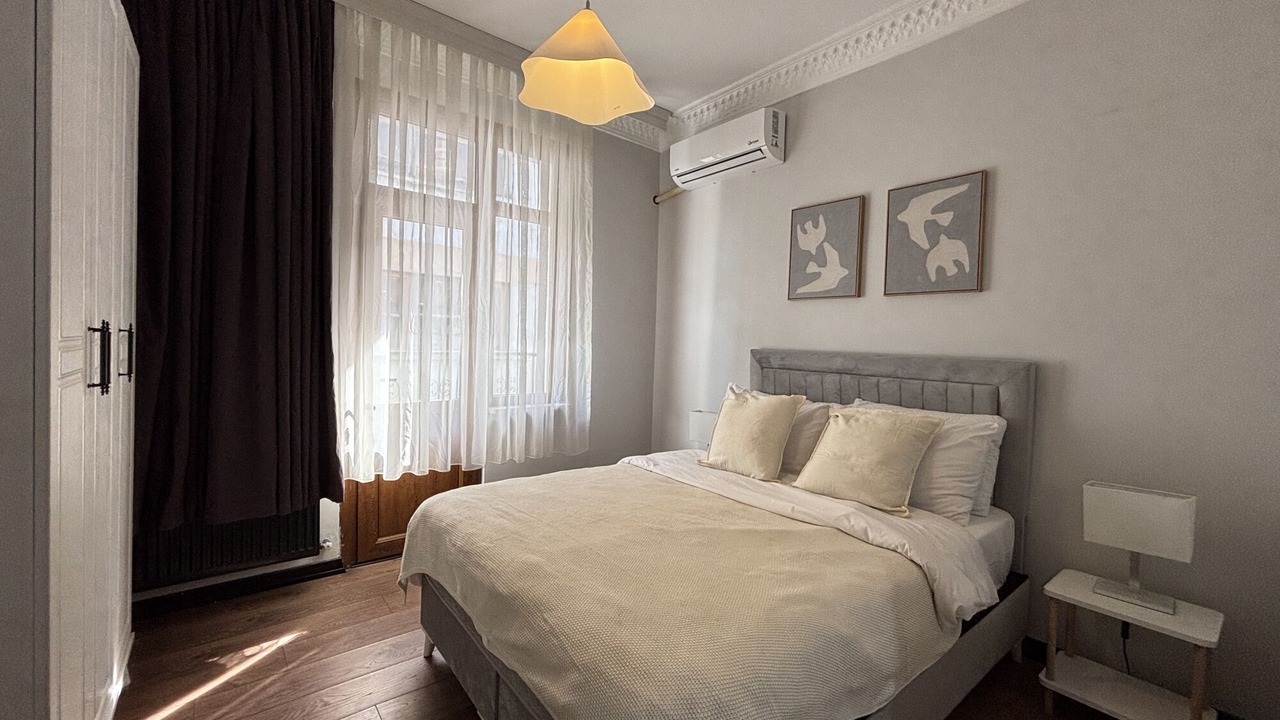Photo of Bedroom in Galata