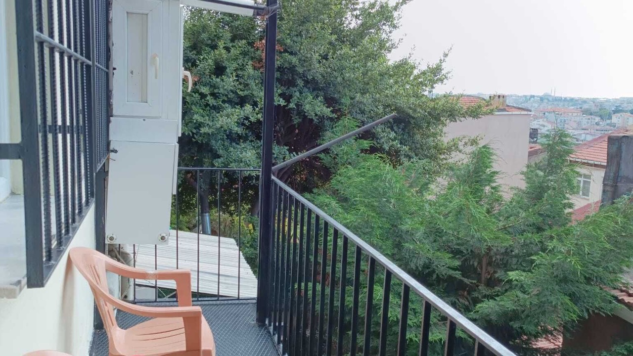 Photo of Outdoor in Pera