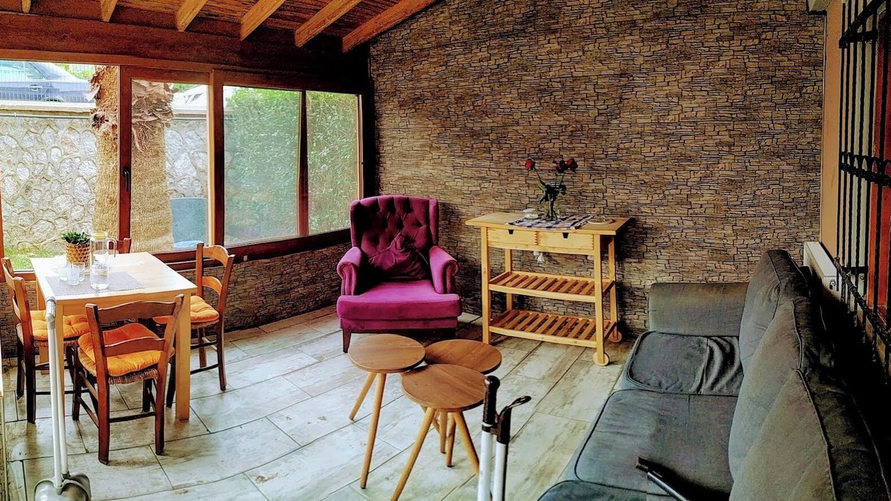 Photo of Livingroom in Urla
