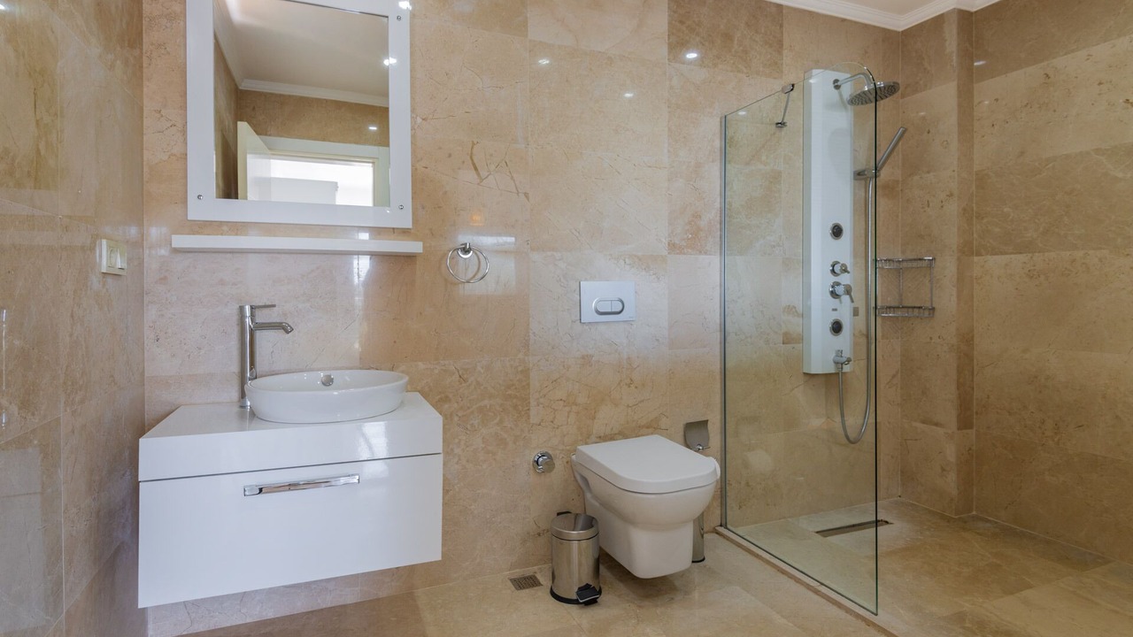 Photo of Bathroom in Islamlar