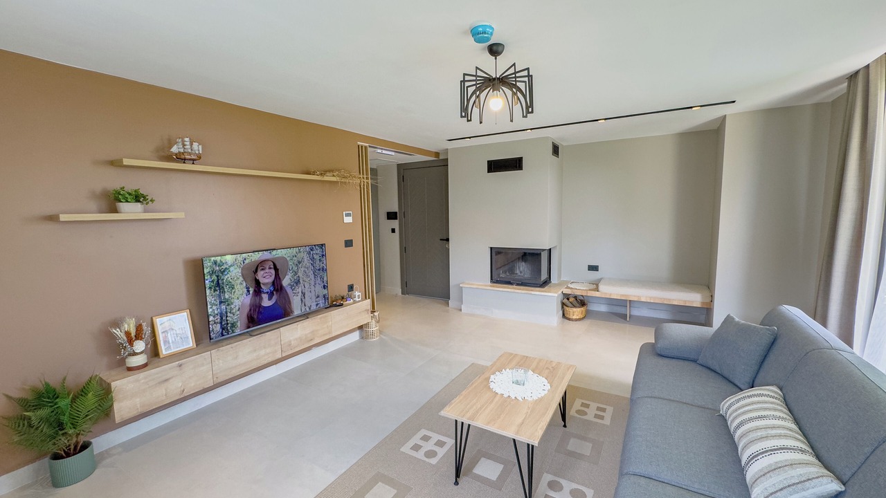 Photo of Livingroom in Ayvalik