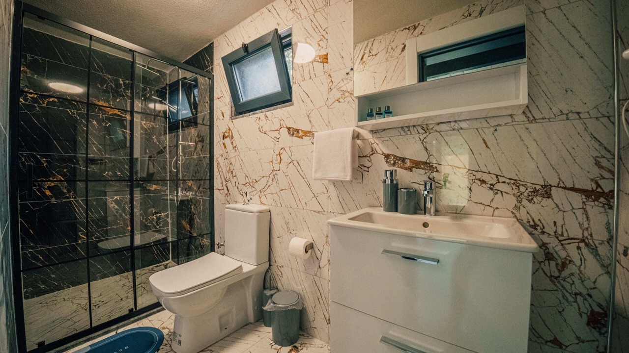 Photo of Bathroom in Yanik