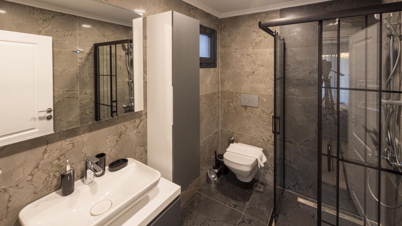 Photo of Bathroom in Oludeniz