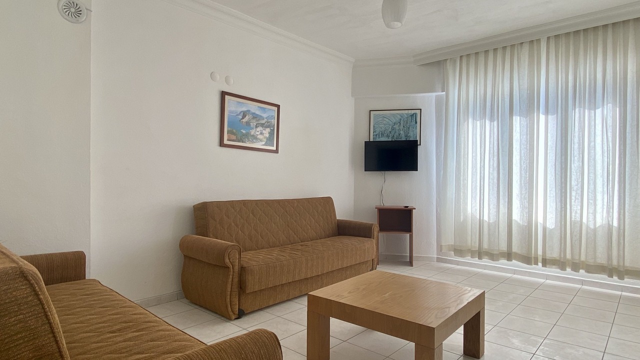 Photo of Livingroom in Side