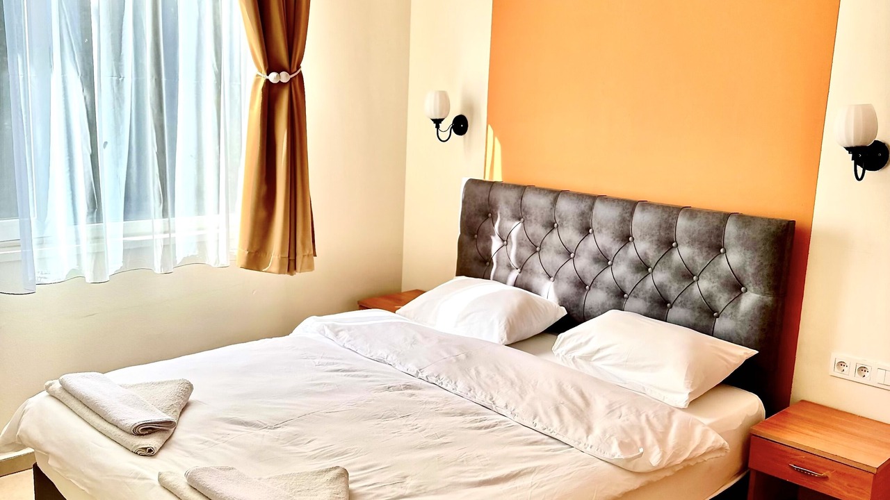 Photo of Bedroom in Side