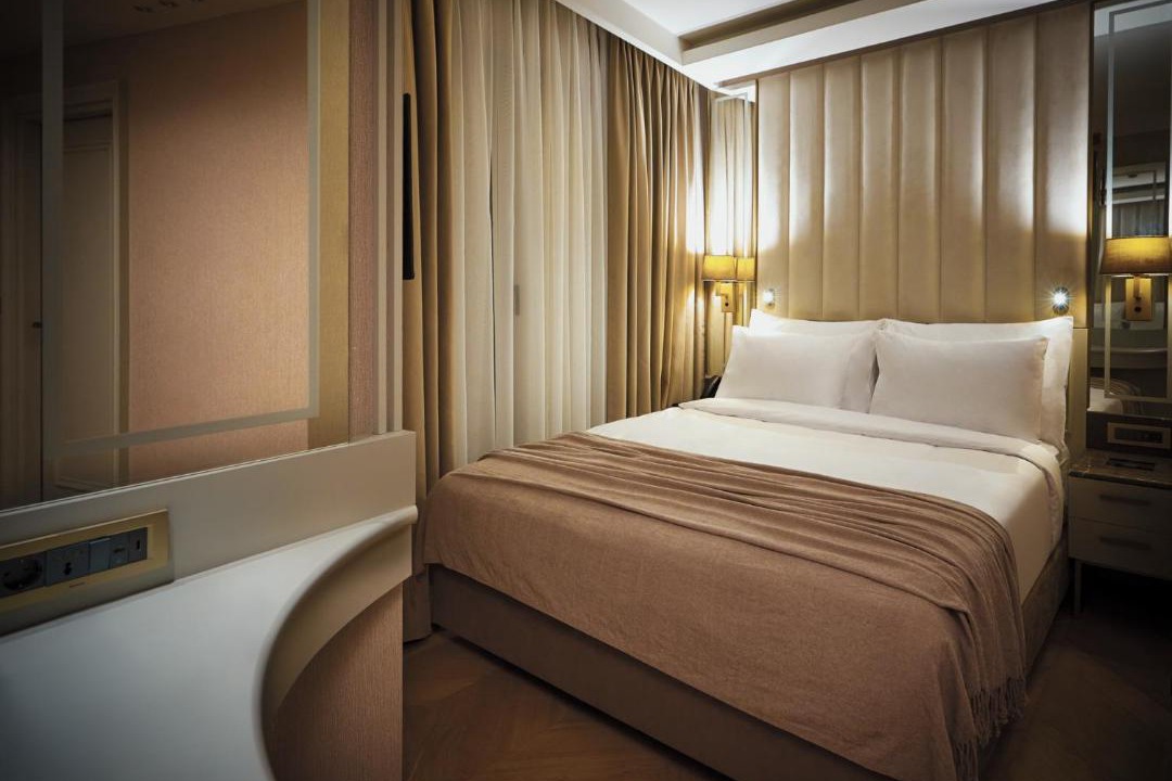 Photo of Bedroom in Galata