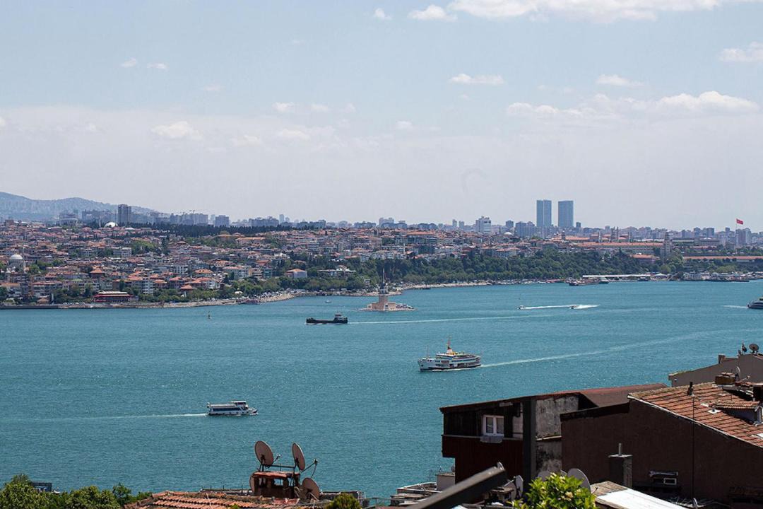 Photo of Others in Cihangir
