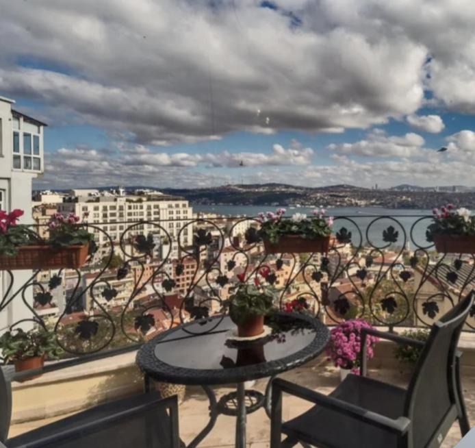 Photo of Patio Balcony in Cihangir
