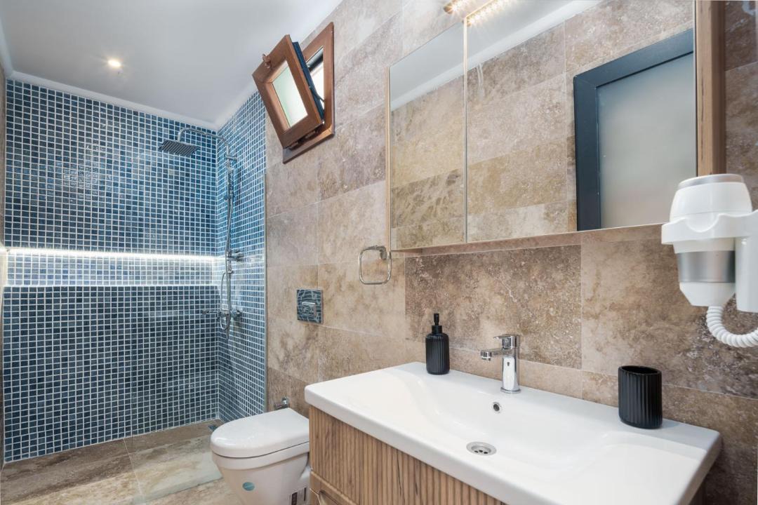 Photo of Bathroom in Islamlar