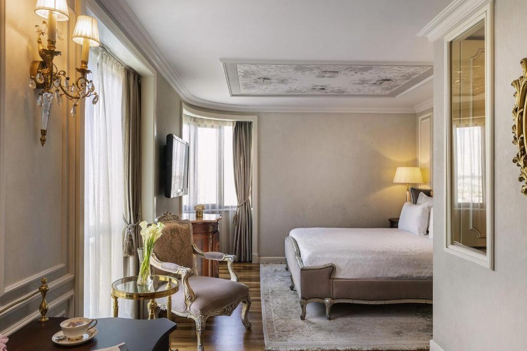 Photo of Bedroom in Pera