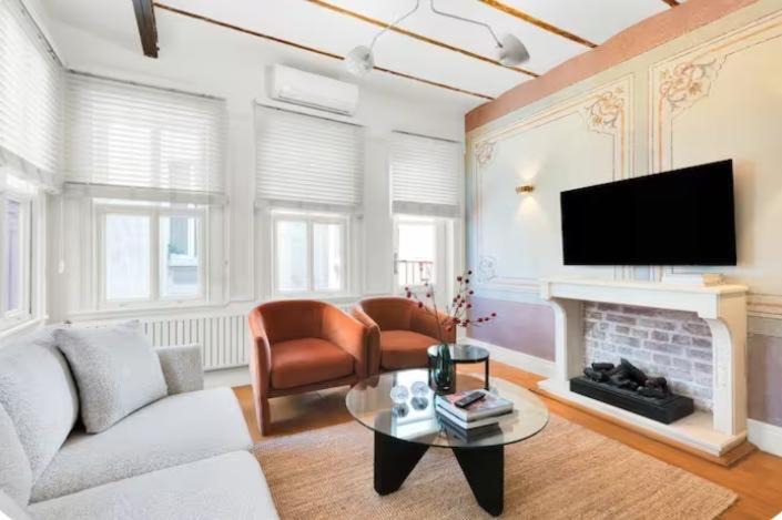 Photo of Livingroom in Galata