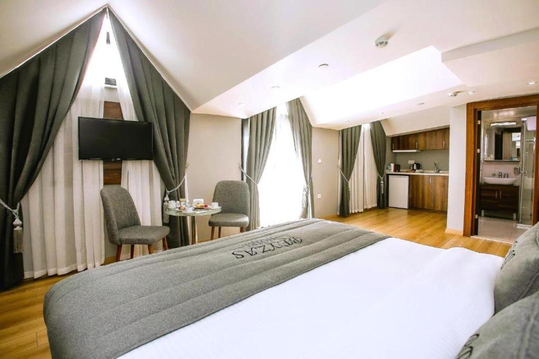 Photo of Bedroom in Harbiye