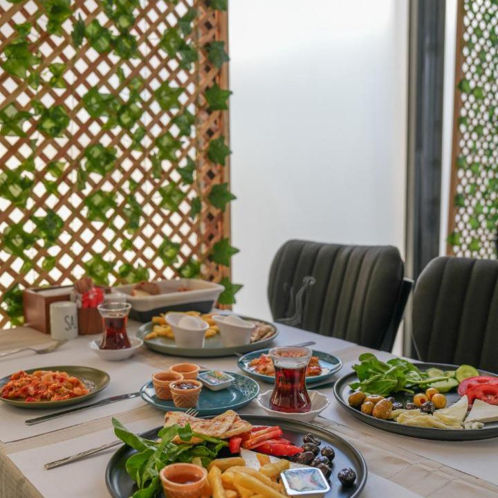 Photo of Others in Kadnlar Denizi Mahallesi