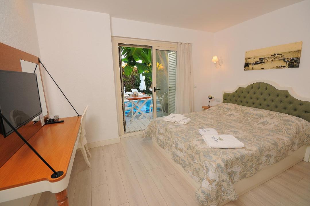 Photo of Others in Cesme