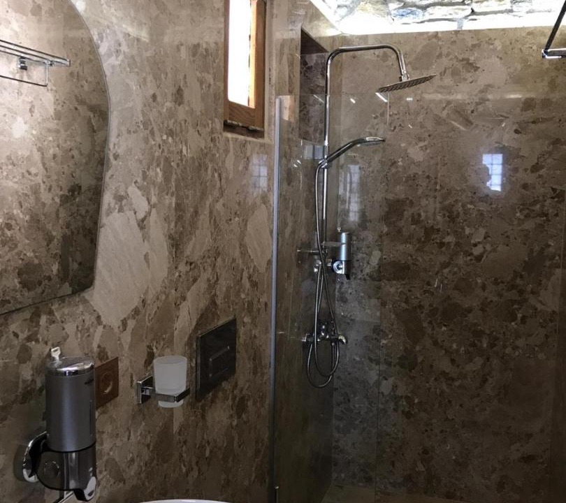 Photo of Bathroom in Soke