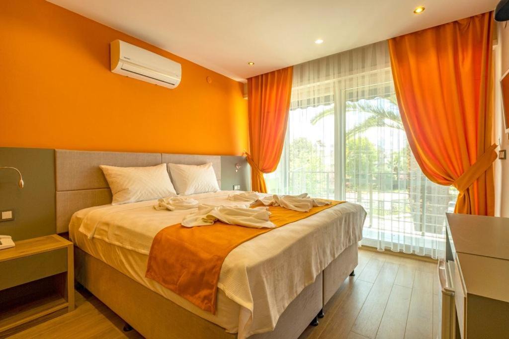 Photo of Bedroom in Akcay