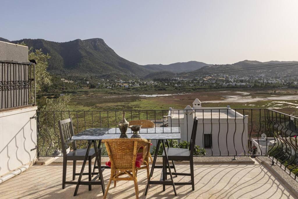Photo of Patio Balcony in Golturkbuku