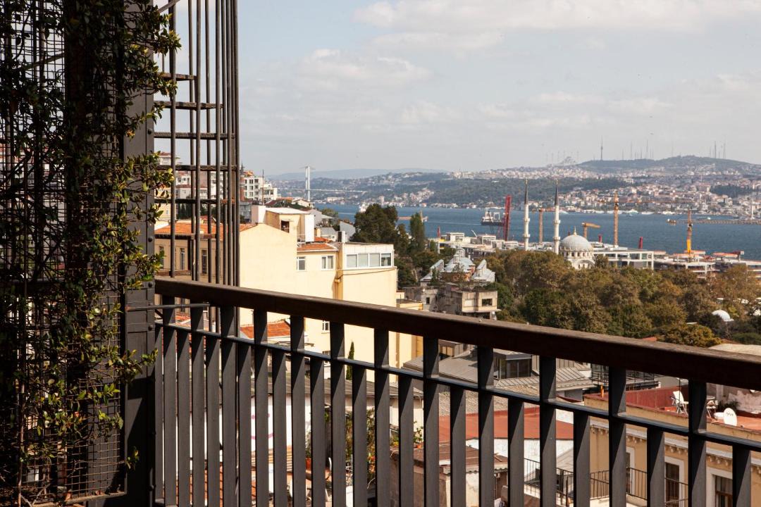 Photo of Others in Galata