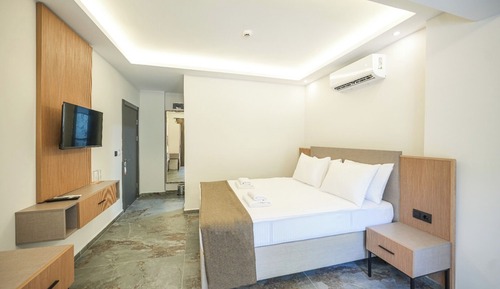 Economy Double Room, Garden View