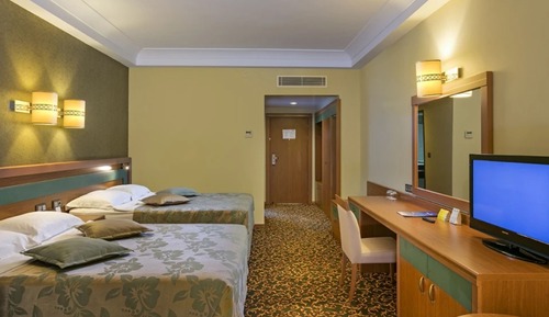 Family One Room Sea View