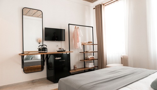 Deluxe Room, 1 Queen Bed