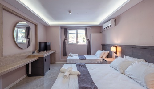 Standard Triple Room, Beachfront