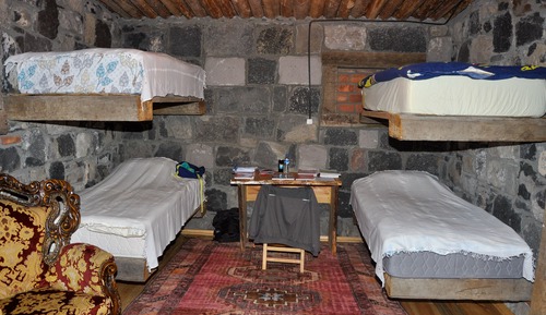 Economy Chalet
