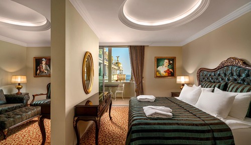 King Suite