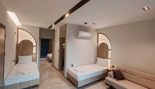 Family Suite, Garden View