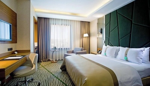 Standard Room, 1 Queen Bed, Smoking
