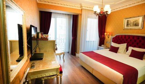 Deluxe Double Room, Balcony, City View