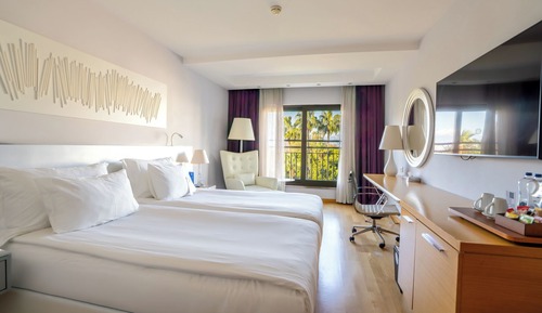 Room, City View (V Casual)
