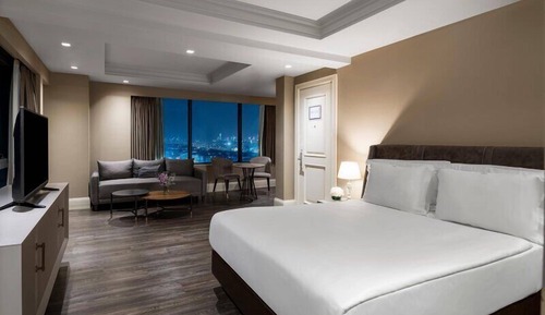 Junior Suite