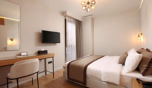 Superior Suite